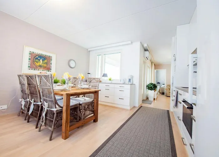 And Spacious For 4 With Sauna Apartamento