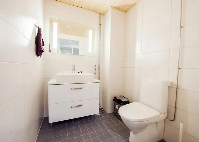 And Spacious For 4 With Sauna Apartamento